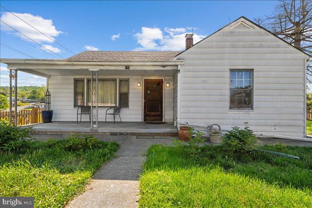 246 MARYLAND AVE, Hancock, MD 21750