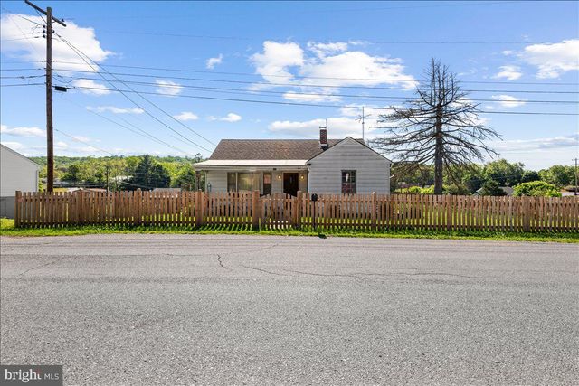 246 MARYLAND AVE, Hancock, MD 21750