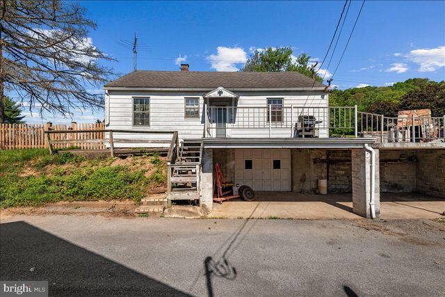 246 MARYLAND AVE, Hancock, MD 21750