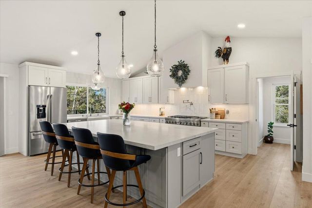 11716 Inverness Way, Auburn, CA 95602