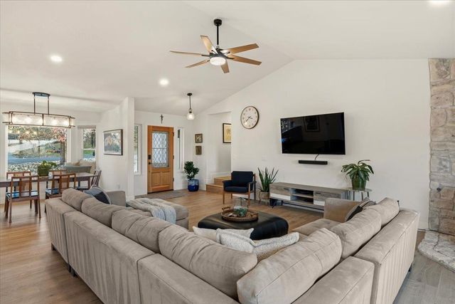 11716 Inverness Way, Auburn, CA 95602