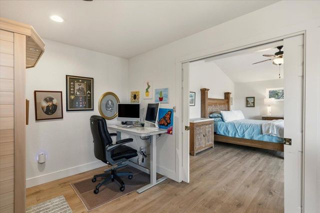 11716 Inverness Way, Auburn, CA 95602