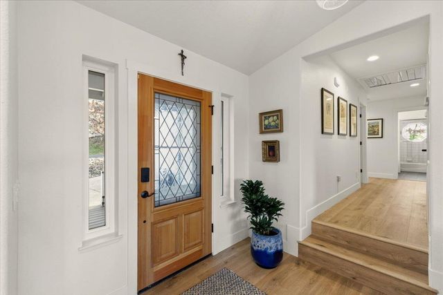 11716 Inverness Way, Auburn, CA 95602