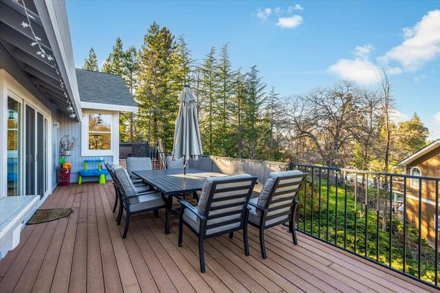 11716 Inverness Way, Auburn, CA 95602