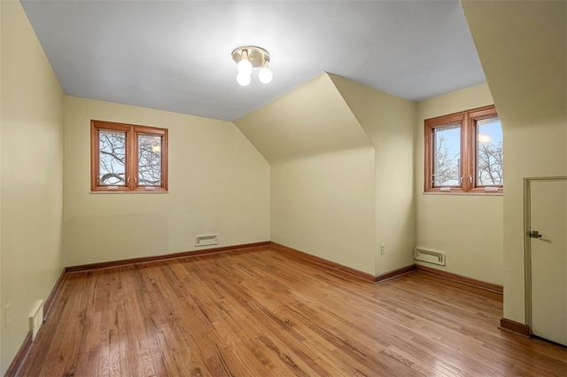 25 Carleton Drive, Mt Lebanon, PA 15243