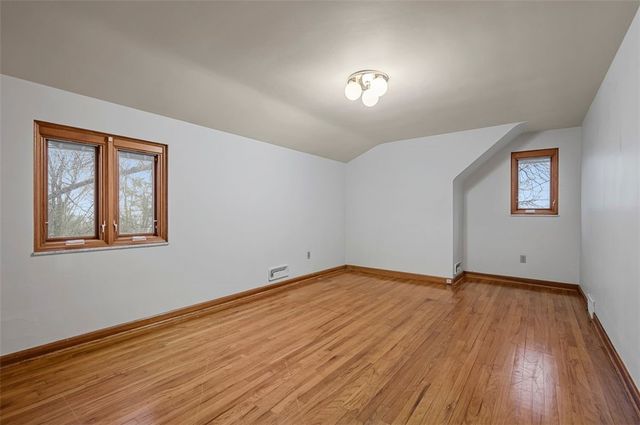 25 Carleton Drive, Mt Lebanon, PA 15243