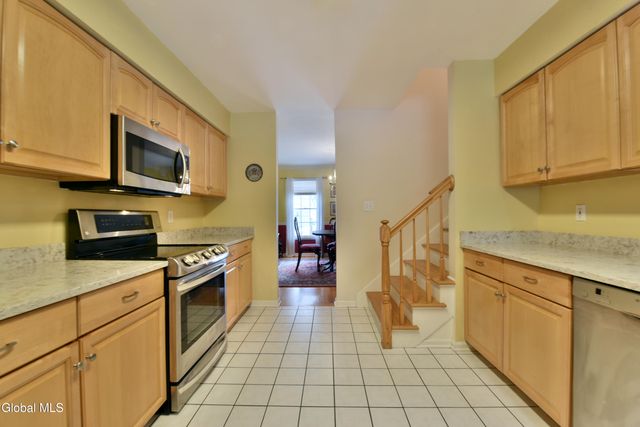 50 Jamison Drive, Clifton Park, NY 12065