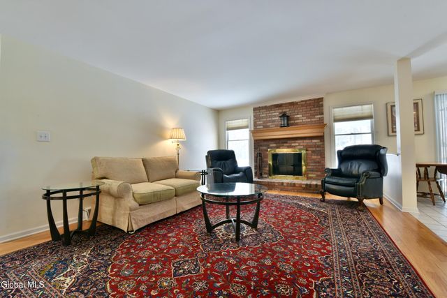 50 Jamison Drive, Clifton Park, NY 12065