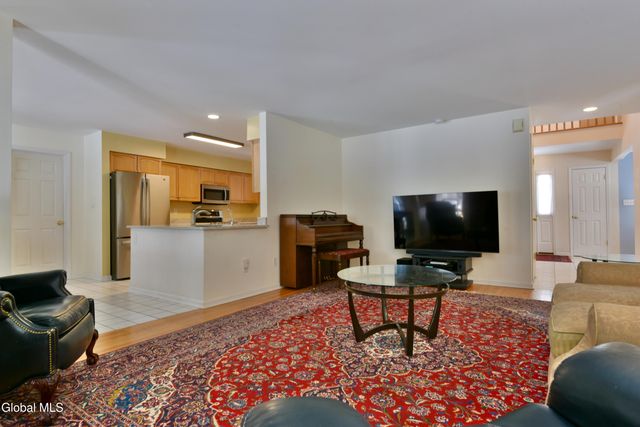 50 Jamison Drive, Clifton Park, NY 12065