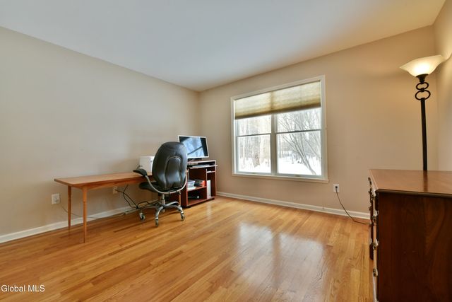 50 Jamison Drive, Clifton Park, NY 12065