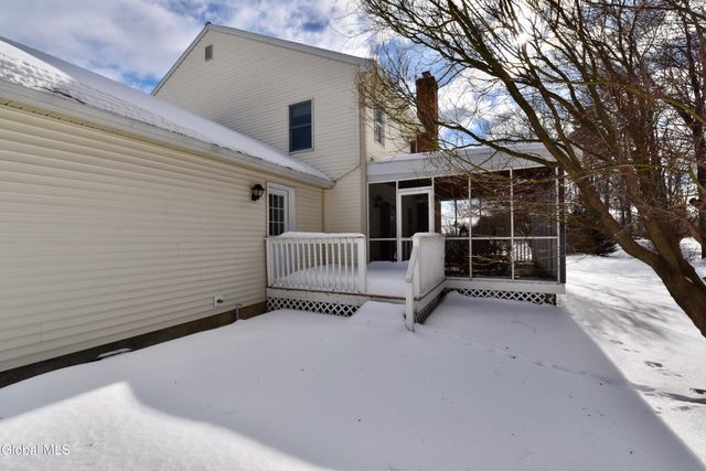 50 Jamison Drive, Clifton Park, NY 12065