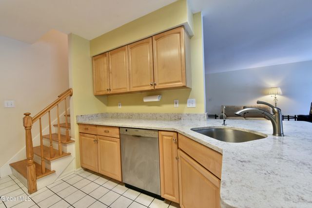 50 Jamison Drive, Clifton Park, NY 12065