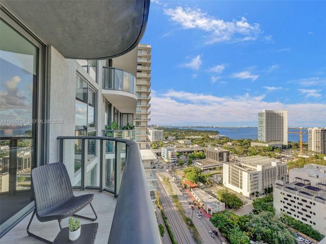 121 NE 34th St 2106A, Miami, FL 33137