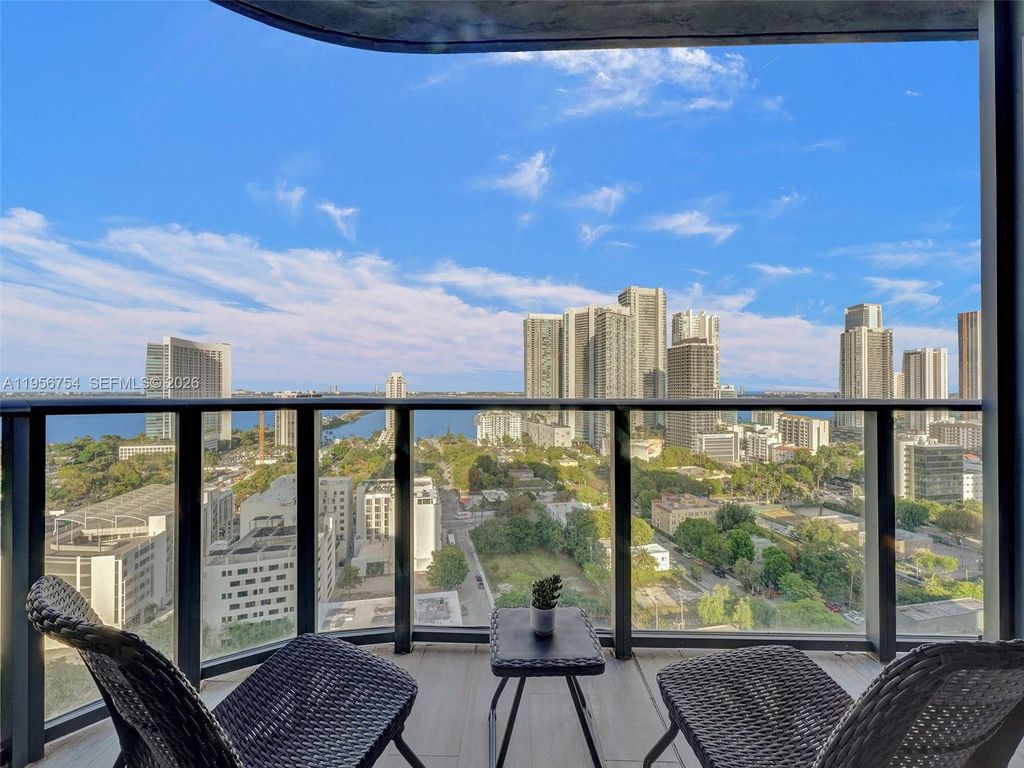 121 NE 34th St 2106A, Miami, FL 33137