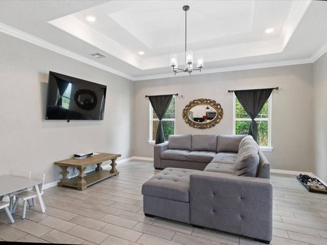 5608 King Court, Fort Worth, TX 76112