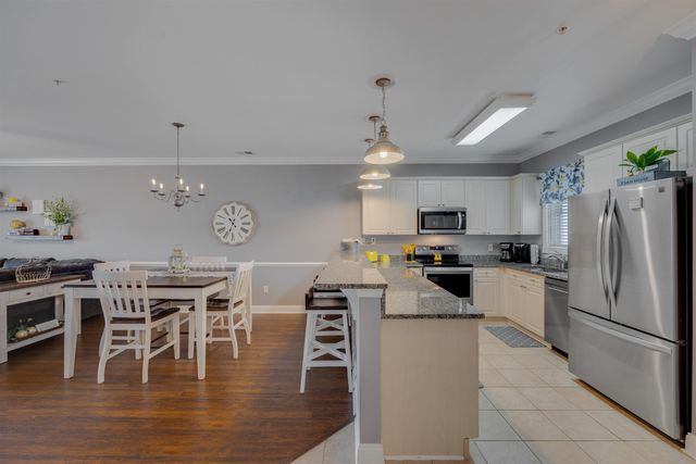 4833 Magnolia Lake Dr Apt 303, Myrtle Beach, SC 29577