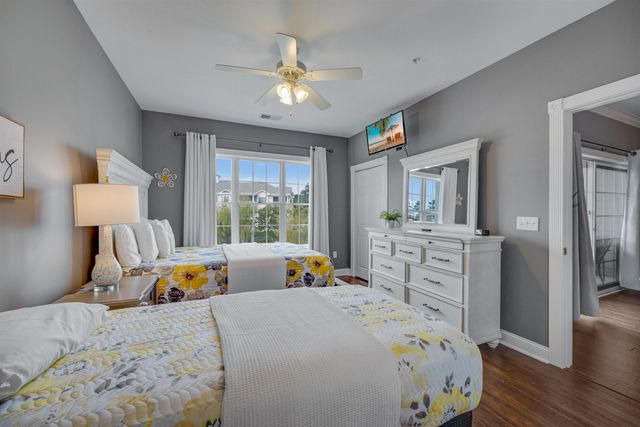 4833 Magnolia Lake Dr Apt 303, Myrtle Beach, SC 29577