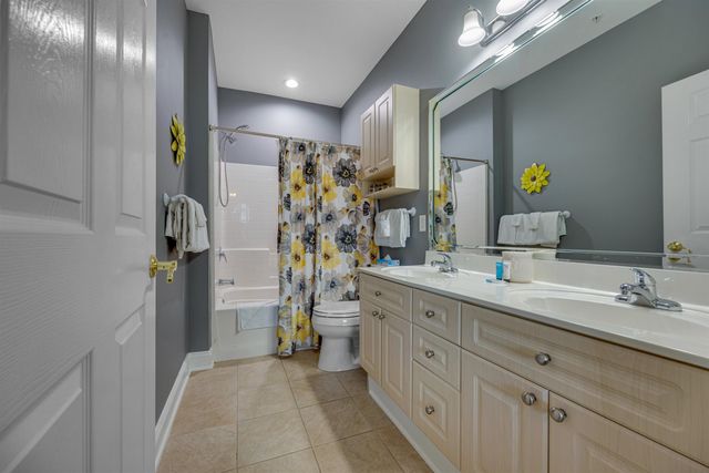 4833 Magnolia Lake Dr Apt 303, Myrtle Beach, SC 29577