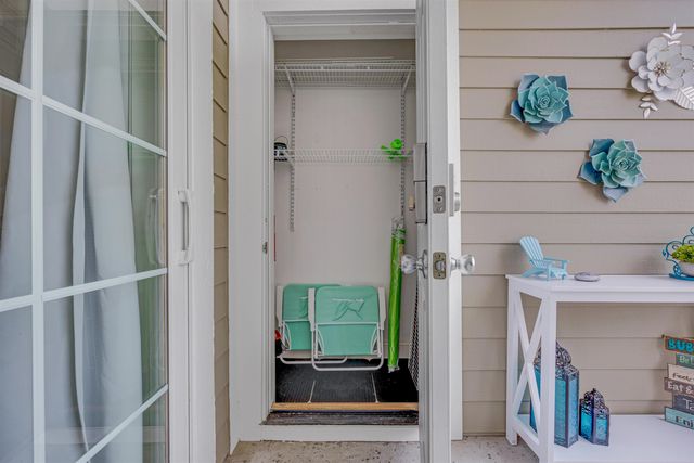 4833 Magnolia Lake Dr Apt 303, Myrtle Beach, SC 29577