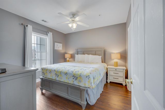 4833 Magnolia Lake Dr Apt 303, Myrtle Beach, SC 29577