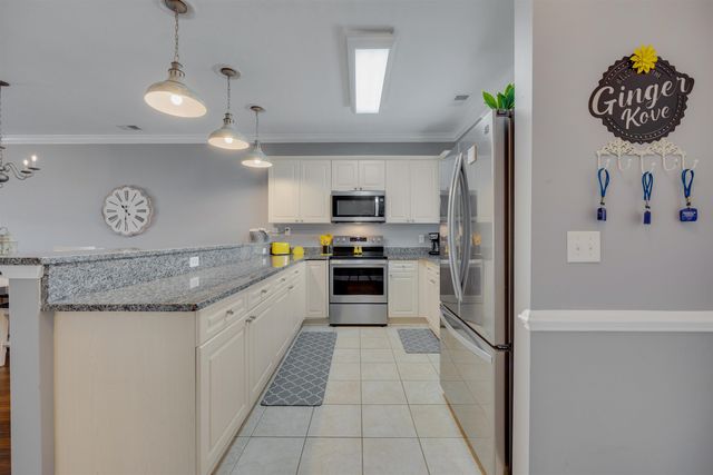 4833 Magnolia Lake Dr Apt 303, Myrtle Beach, SC 29577