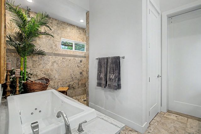131 Live Oak Drive, Whitney, TX 76692