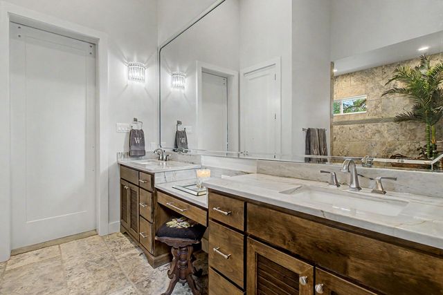 131 Live Oak Drive, Whitney, TX 76692