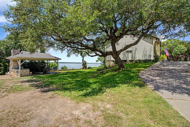 131 Live Oak Drive, Whitney, TX 76692