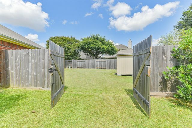 11806 Piney Way Lane, Tomball, TX 77375
