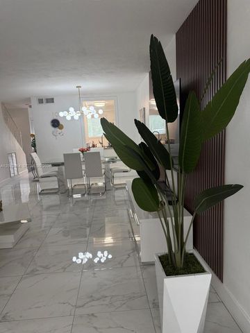 1790 W 75th St 1790, Hialeah, FL 33014