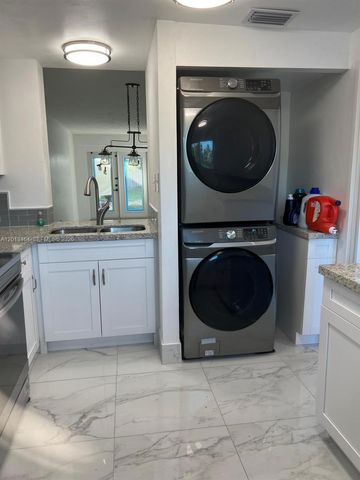 1790 W 75th St 1790, Hialeah, FL 33014