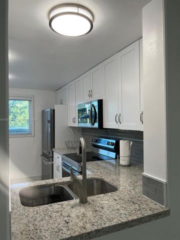 1790 W 75th St 1790, Hialeah, FL 33014
