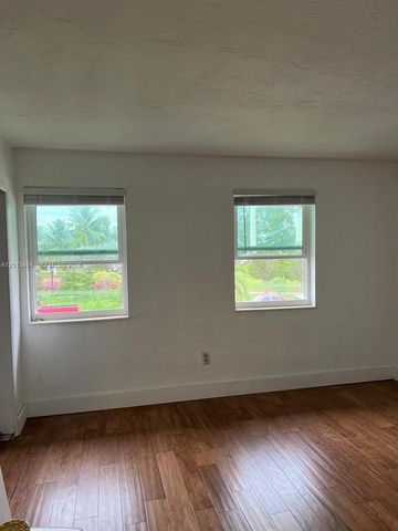 1790 W 75th St 1790, Hialeah, FL 33014