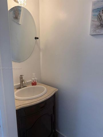 1790 W 75th St 1790, Hialeah, FL 33014
