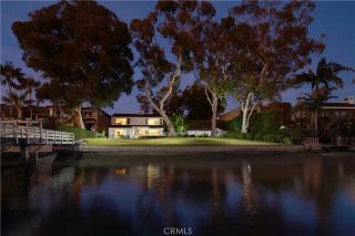 20 Harbor Island, Newport Beach, CA 92660