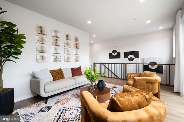 11900 NORTHPARK DR, North Bethesda, MD 20852