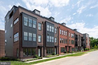 11900 NORTHPARK DR, North Bethesda, MD 20852