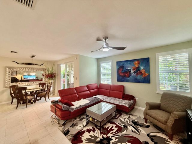 1015 Ventnor Avenue 3a, Delray Beach, FL 33444
