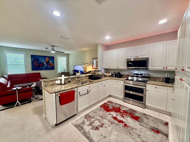 1015 Ventnor Avenue 3a, Delray Beach, FL 33444