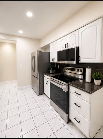 1618 CRYSTALVIEW TRAIL, Lakeland, FL 33801