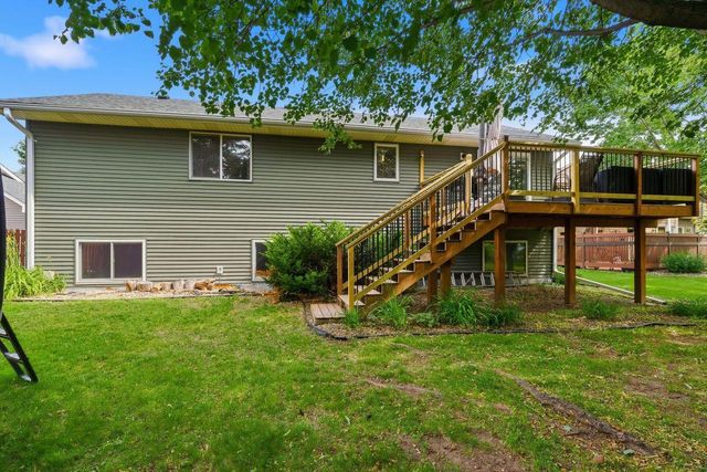 7066 159th Street W, Apple Valley, MN 55124
