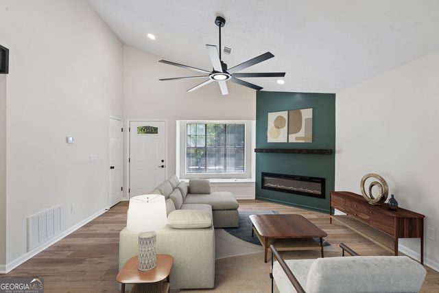 6361 Valley Dale Drive, Riverdale, GA 30274