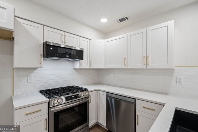 6361 Valley Dale Drive, Riverdale, GA 30274