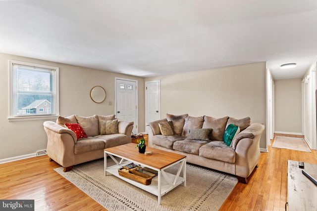 539 W CUMBERLAND RD, Enola, PA 17025