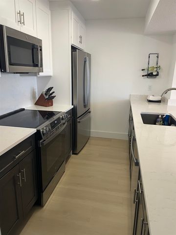 204 16th St K, St Augustine Beach, FL 32080