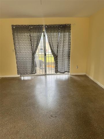 191 NE 212th Terrace, Miami, FL 33179