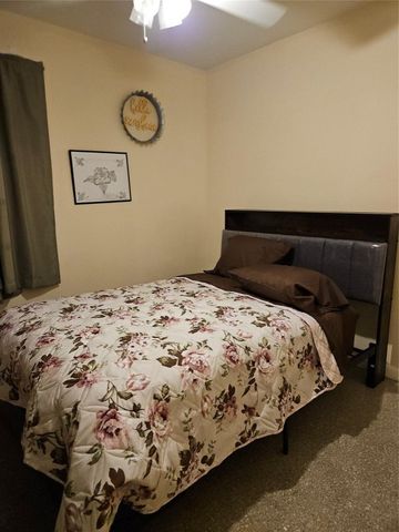 191 NE 212th Terrace, Miami, FL 33179