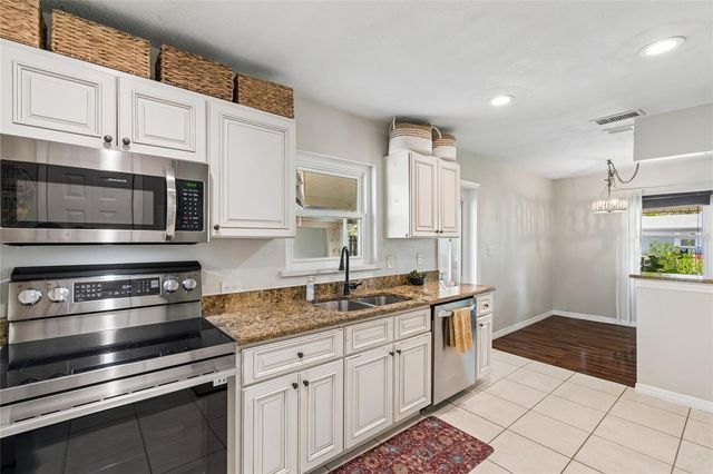 3912 W LEILA AVENUE, Tampa, FL 33616