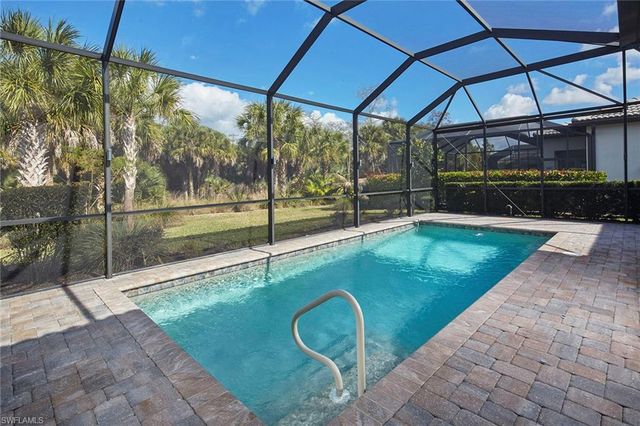 9395 Greyhawk TRL, Naples, FL 34120