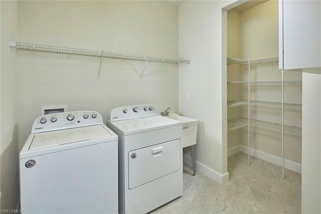 9395 Greyhawk TRL, Naples, FL 34120